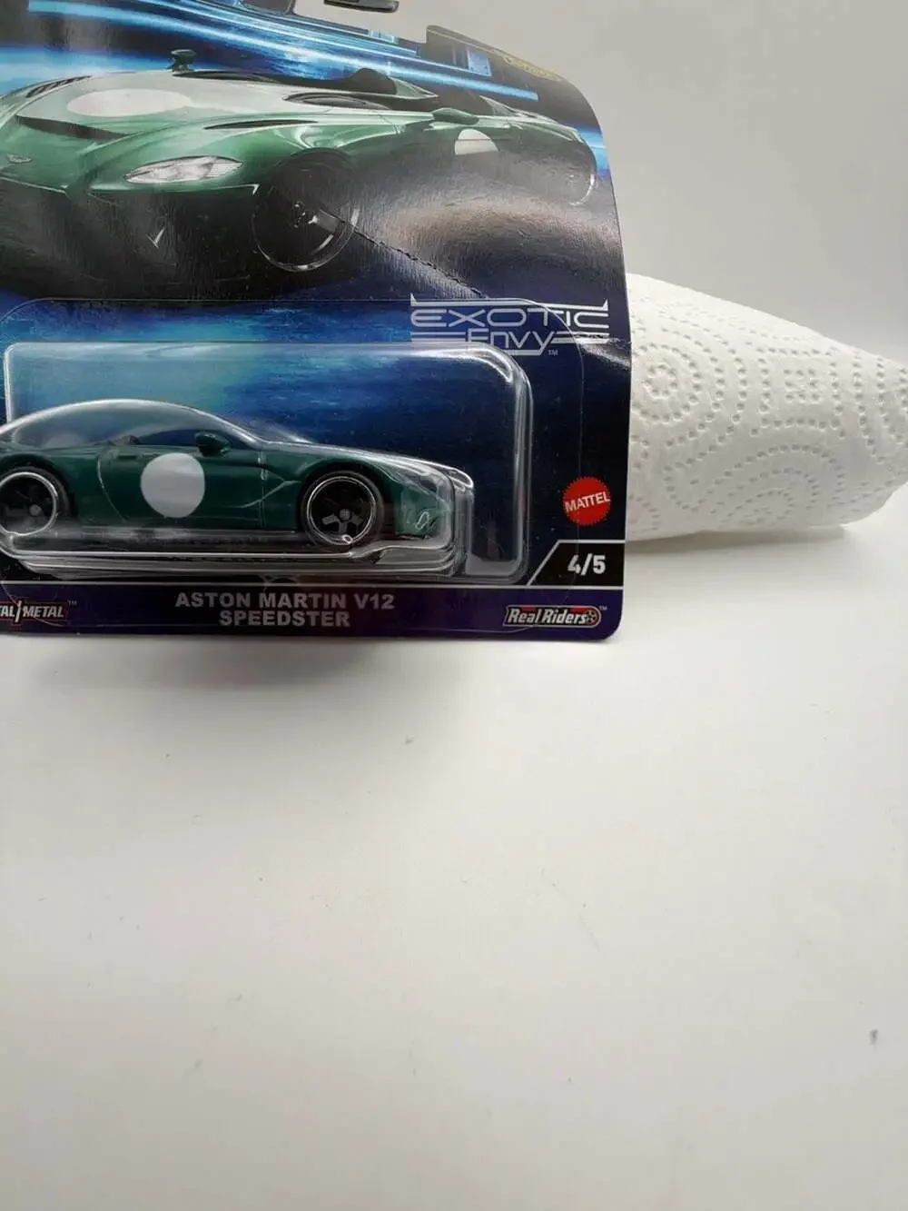 Hot Wheels Premium Car Culture Exotic Envy 4/5 Aston Martin V12 Speedster